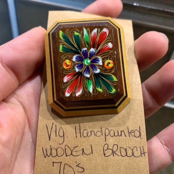 VTG 70’s Handpainted wooden brooch kitschy BOHO Hippie - Picture 2 of 6